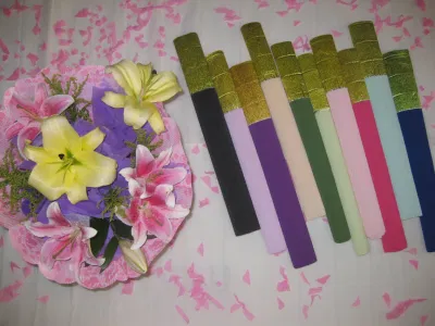 Цветная крепированная бумага для упаковки цветов
